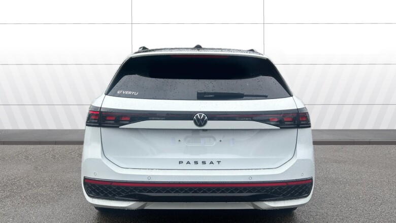 Volkswagen Passat 1.5 TSI eHybrid R-Line 5dr DSG Estate